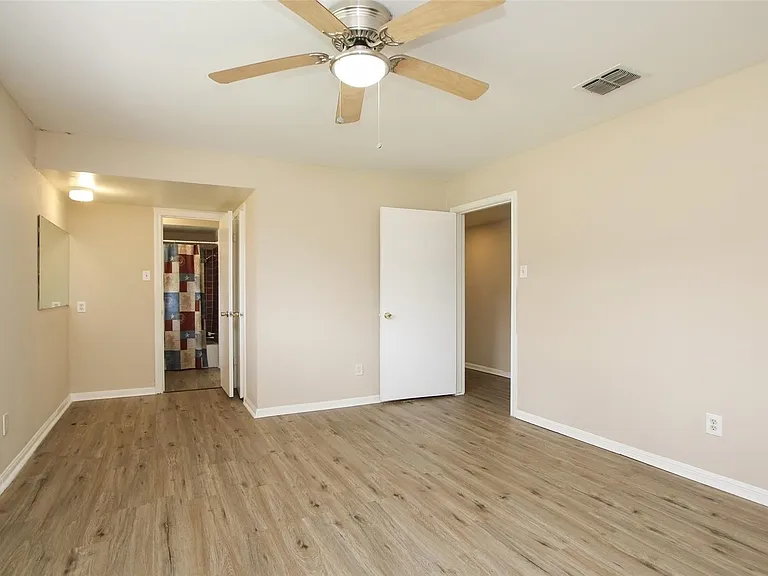 6406 Ashton St — Photo 23