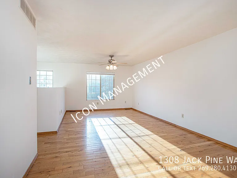 1308 Jack Pine Way — Photo 3