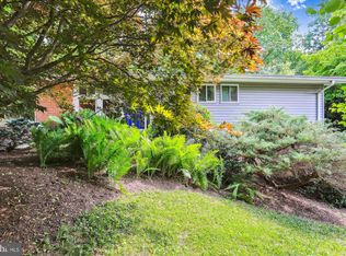 222 Hillsboro Dr, Silver Spring, MD 20902