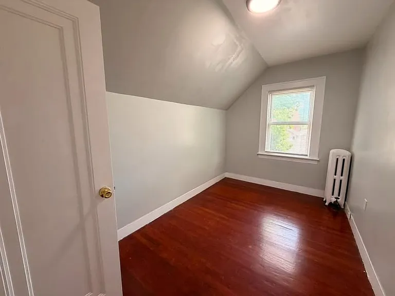 355 Sherman Ave #3 — Photo 6