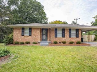 3032 Queensgate Rd, Memphis, TN 38118