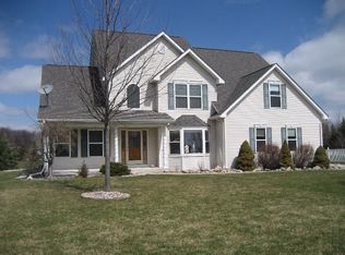 2171 Niethammer Dr, Bay City, MI 48706
