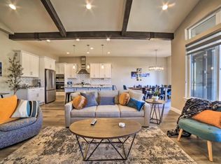 3637 Red Leaf Dr, Carson City, NV 89703