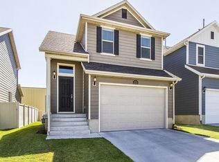 2532 S Andover St, West Haven, UT 84401