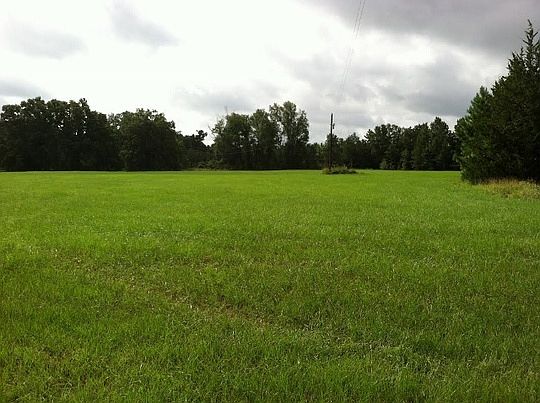 2nd image of 416 Waskom Elysian Fields Rd