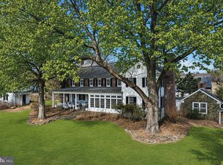 6693 Groveland Rd, Pipersville, PA 18947