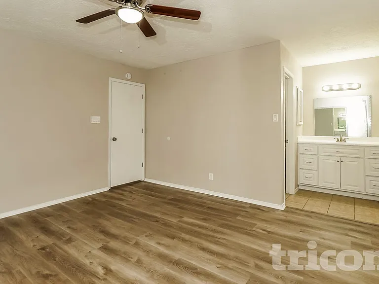 1416 Nemesia Pl NE — Photo 5