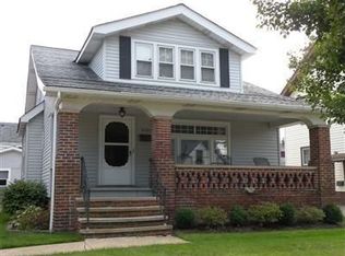 16501 Melgrave Ave, Cleveland, OH