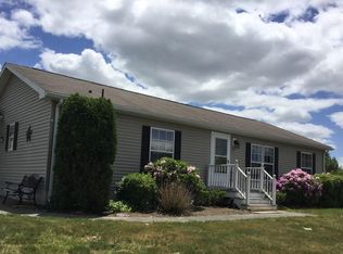 5410 Oak Point Dr, Middleboro, MA 02346