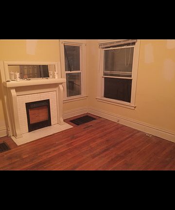 3rd image of 990 S Ohio Ave