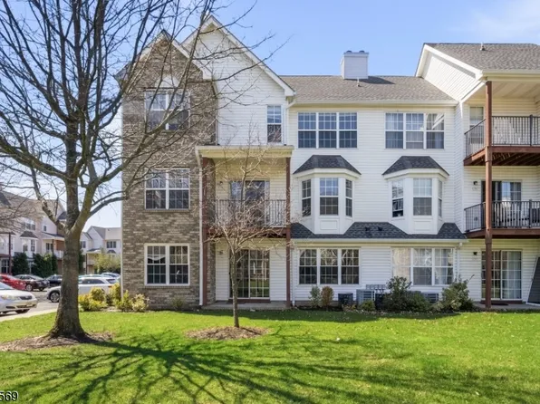 717 Stony Brook Way, North Brunswick Twp., NJ 08902