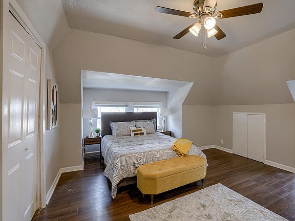 4th image of 3828 Warwick Blvd