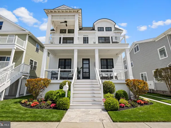 13 N Vendome Ave, Margate, NJ 08402