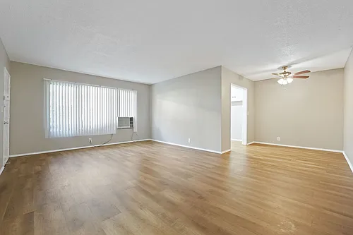 1 Bedroom 1 Bathroom- South Pasadena Photo 1