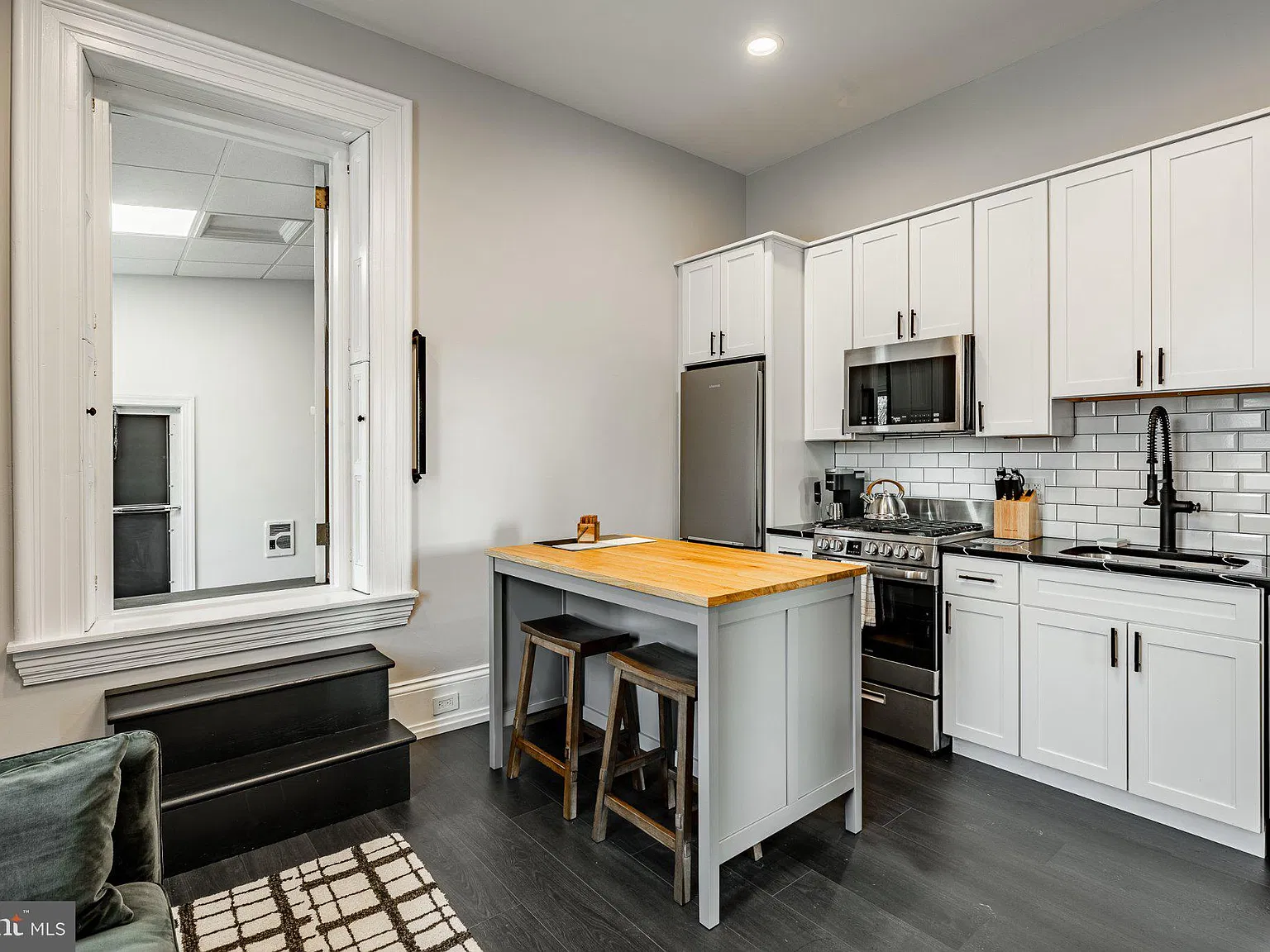 1 bed, 1.0 bath, 642 sqft, $2,700 — Photo 3