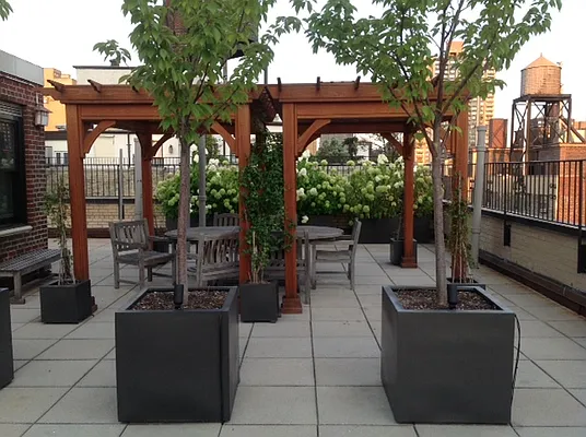 Sold by Luxus Manhattan Realty | media 29