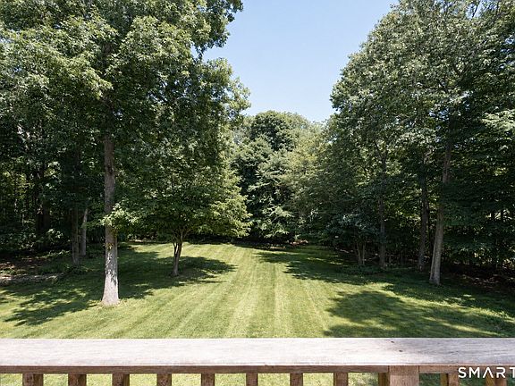 5th image of 26 Overlook Farms Road