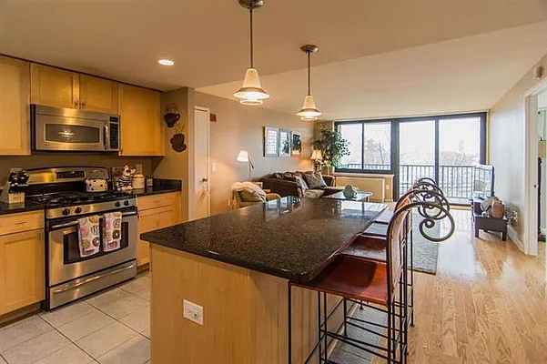 Sold by Century 21 Innovative Realty | media 49