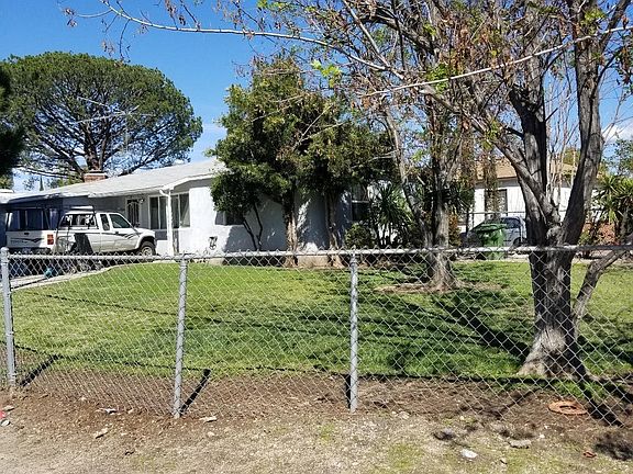 3rd image of 7904 Radford Ave