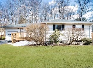93 Northbrook Dr, West Hartford, CT 06117