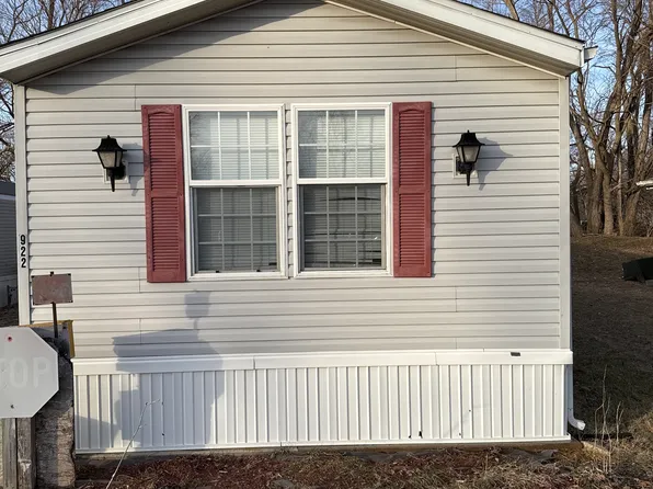922 S Washington St #922, Lacon, IL 61540