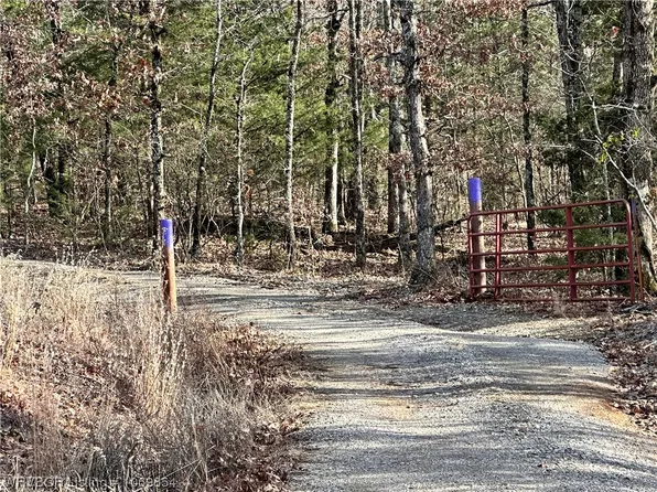 12628 Old 88 Rd, Chester, AR 72934