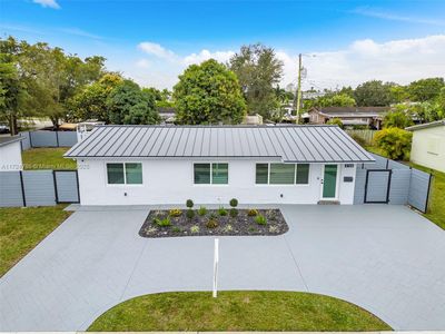 8760 SW 20th St, Miami, FL, 33165