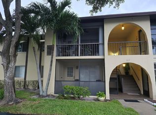 317 Pine Ridge Cir APT A-1, Greenacres, FL 33463