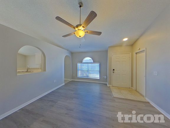 3rd image of 10549 Opus Dr