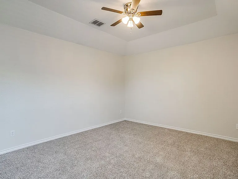 3801 Weatherstone Dr — Photo 39