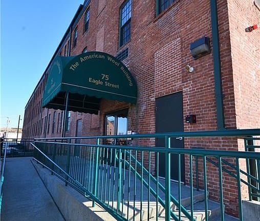 3rd image of 75 Eagle St Ste 2E