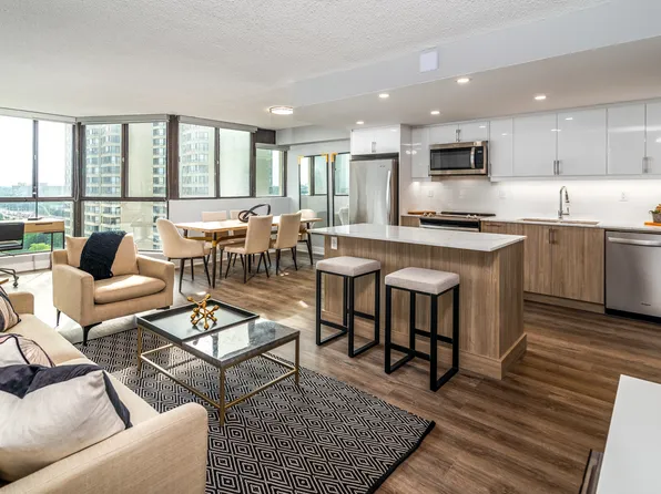 8 Silver Maple Court