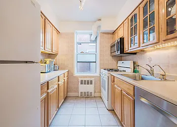 Sold by Winzone Realty Inc
