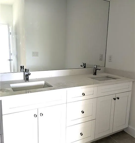 1101 Harold Ave S — Photo 7