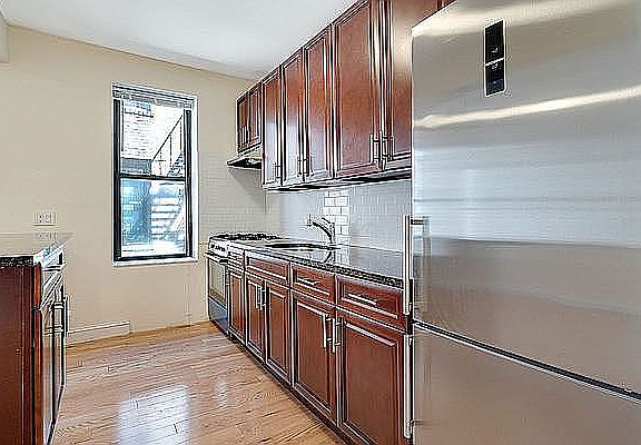3rd image of 1221 30th Ave APT D3