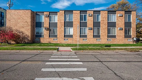 384-394 Vester St Photo 1
