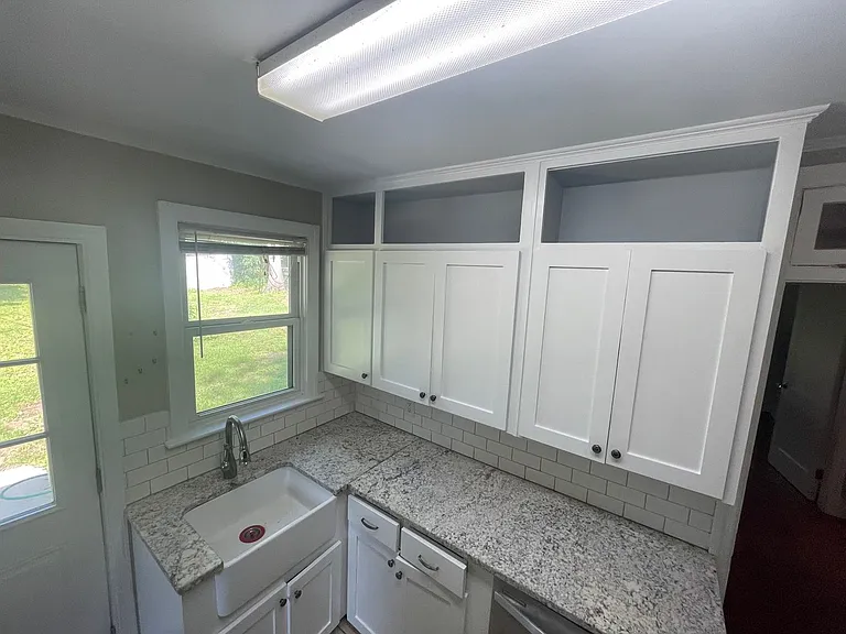 709 Elm Ave — Photo 6