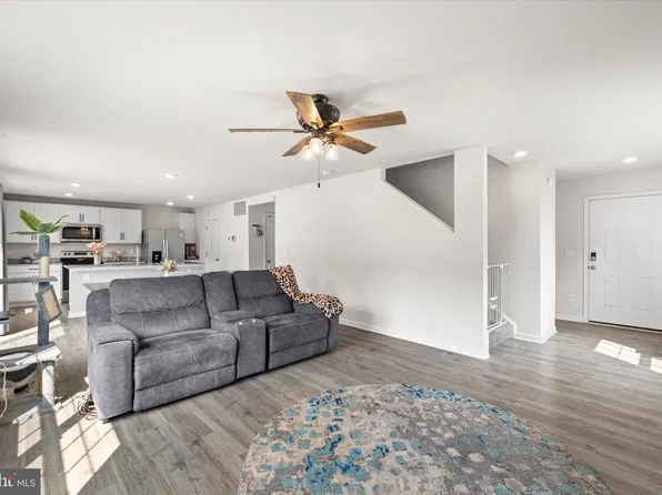35699 Pine Needle Ln, Locust Grove, VA 22508