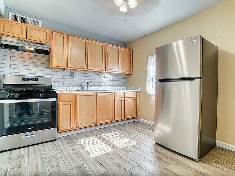 3900 Bliss Ave — Photo 7
