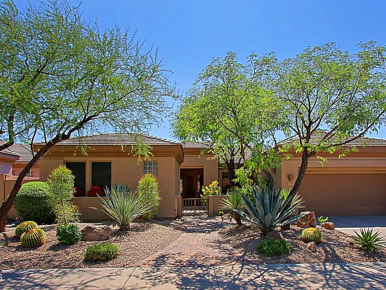 7149 E Night Glow Cir — Photo 2