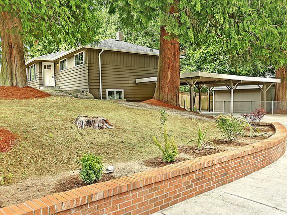 2nd image of 12407 NE 72nd St