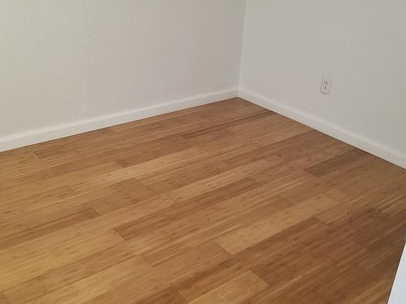 4th image of 454 S Greenwich St APT 1