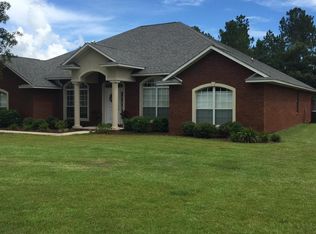 2929 Wallace Lake Rd, Pace, FL 32571