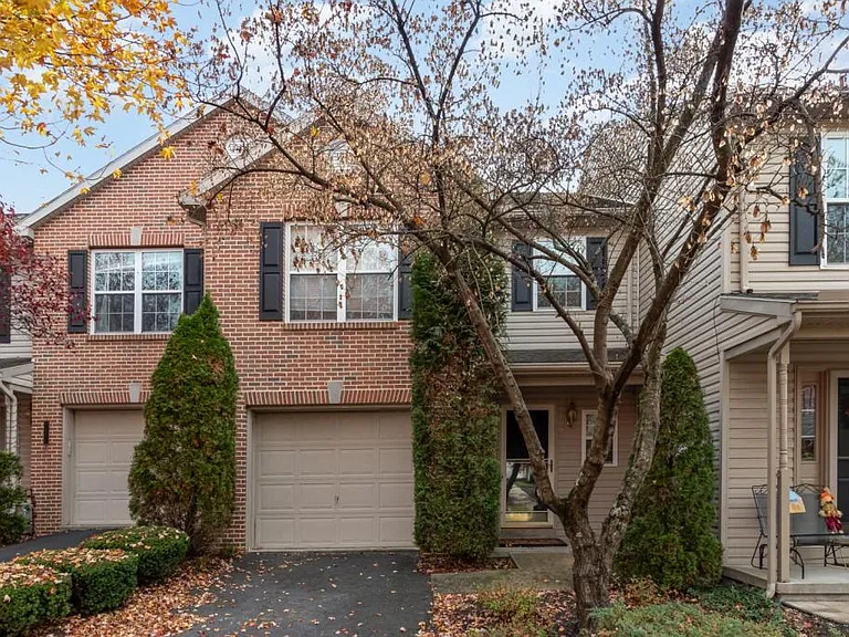 1172 Heron Ct — Photo 1
