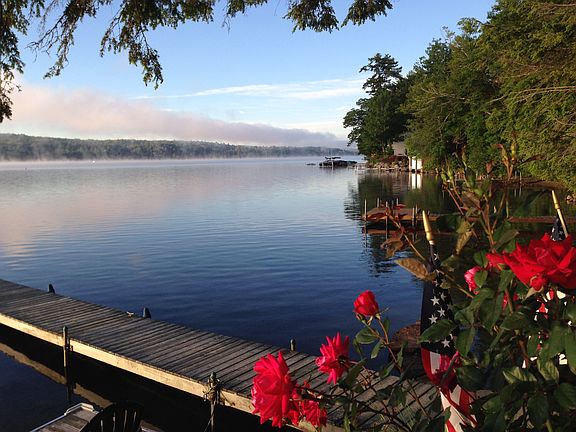 Gorgeous front yard!