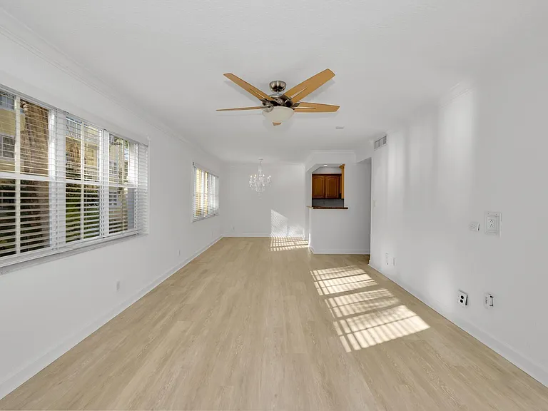 1515 E Broward Blvd #227 — Photo 26