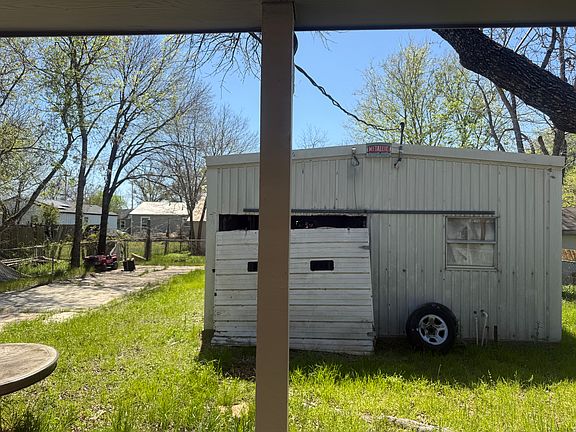 Workshop or storage