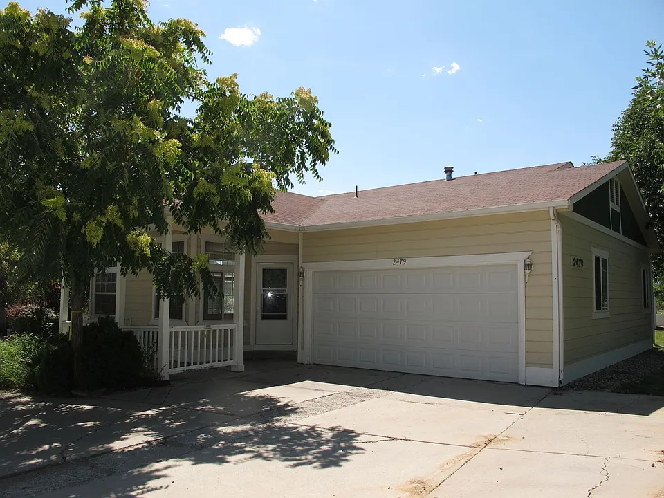 2479 Wellington Ct