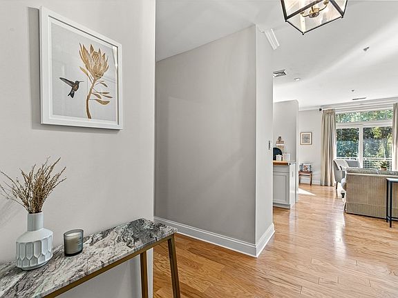 2nd image of 130 Tremont St #307