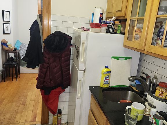 4th image of 232 E 64th St APT 3
